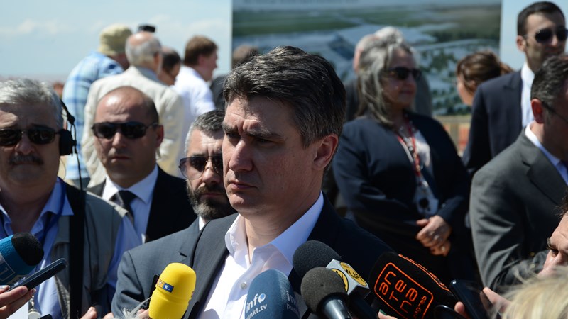 Predsjednik Vlade Milanović: Pelješki most će se graditi europskim novcem, prepolovili smo cijenu